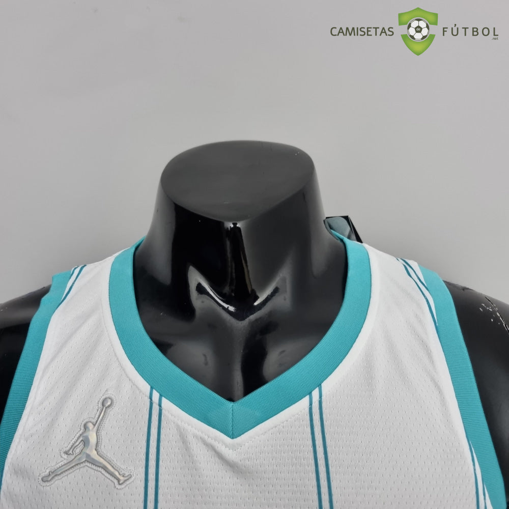 Camiseta Charlotte Hornets 21-22 - Kelly Oubre Jr. 12 Blanco Rayas Nba