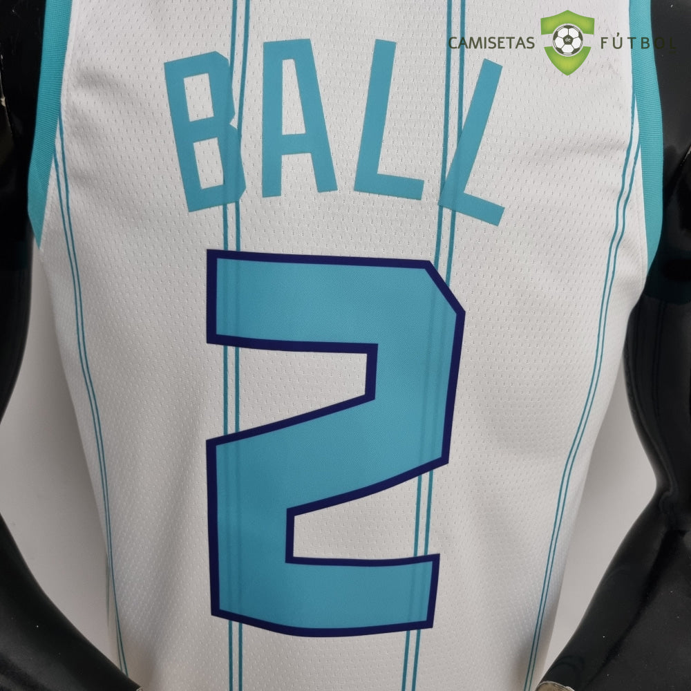 Camiseta Charlotte Hornets 21-22 - Lamelo Ball 2 Blanco Rayas Nba