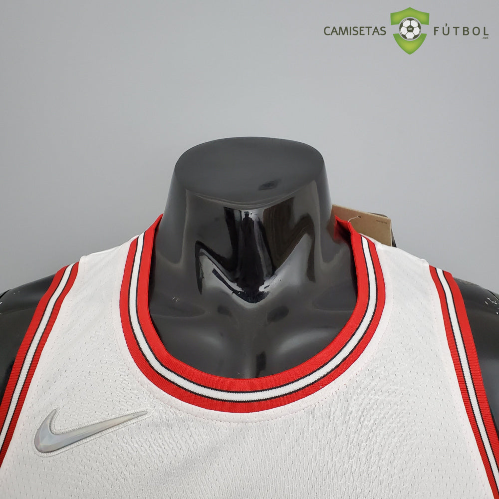 Camiseta Chicago Bulls 21-22 - Dwyane Wade 3 Blanco Nba