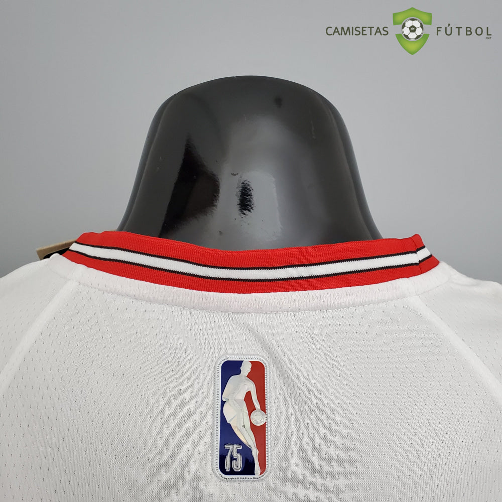 Camiseta Chicago Bulls 21-22 - Dwyane Wade 3 Blanco Nba