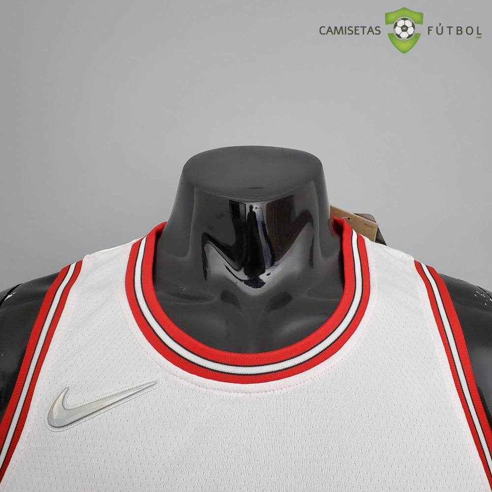 Camiseta Chicago Bulls 21-22 - Michael Jordan 23 Blanco Nba