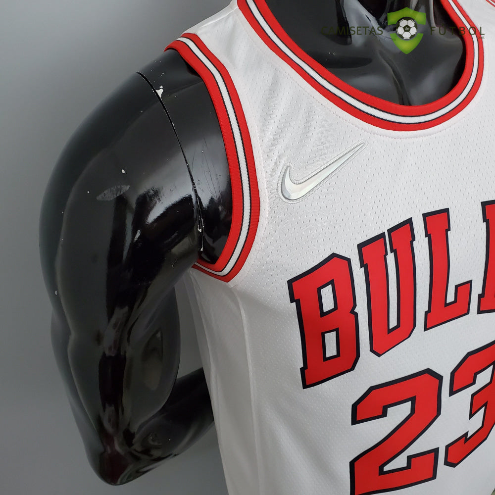 Camiseta Chicago Bulls 21-22 - Michael Jordan 23 Blanco Nba