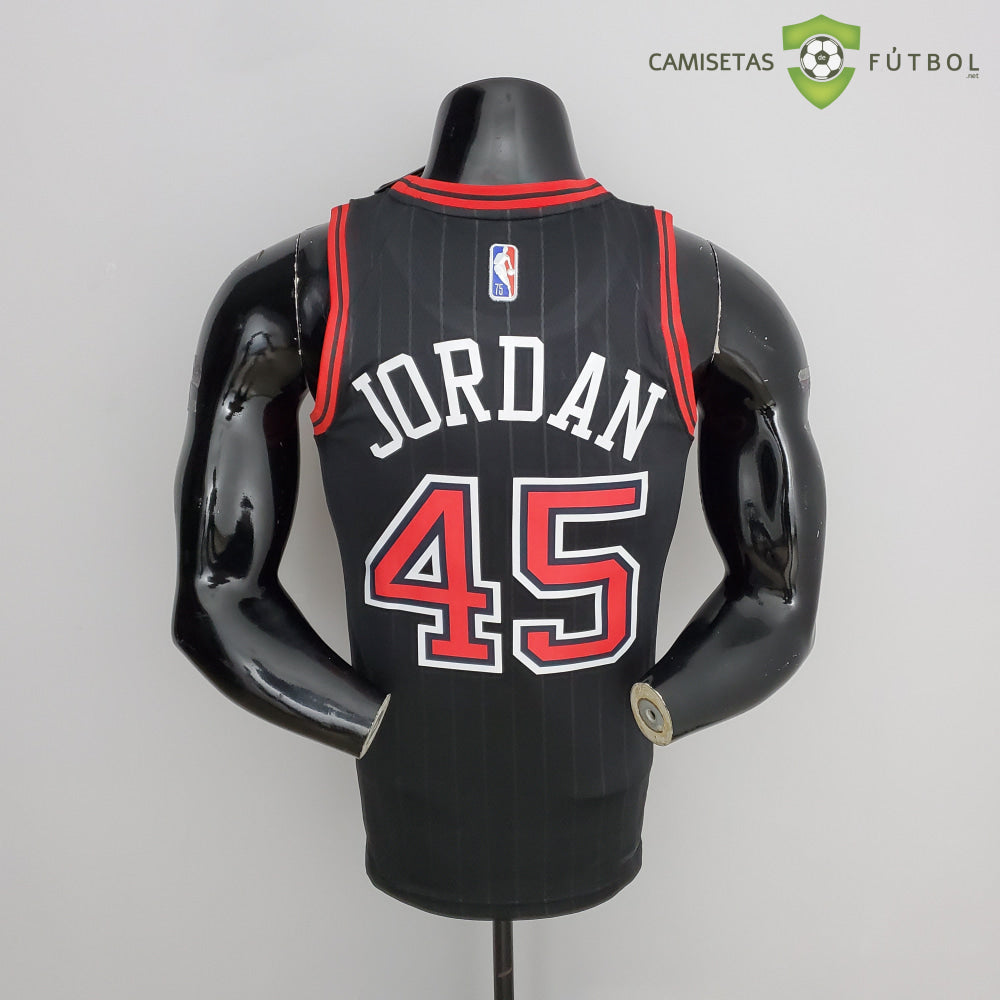 Camiseta Chicago Bulls 21-22 - Michael Jordan 45 Negro Nba