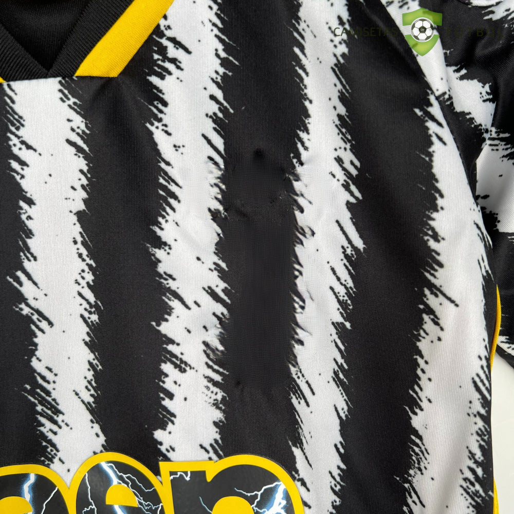 Kit Infantil Juventus 23-24 Local Personalizado